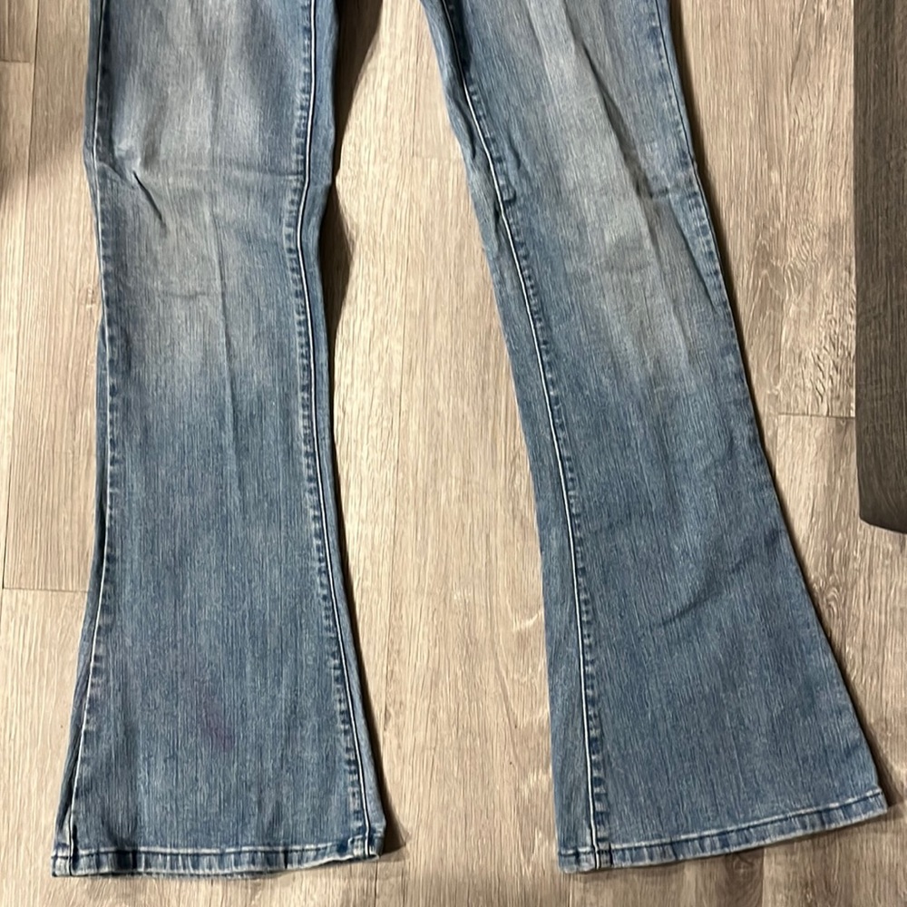 Size 4 vineyard vine jeans worn one time